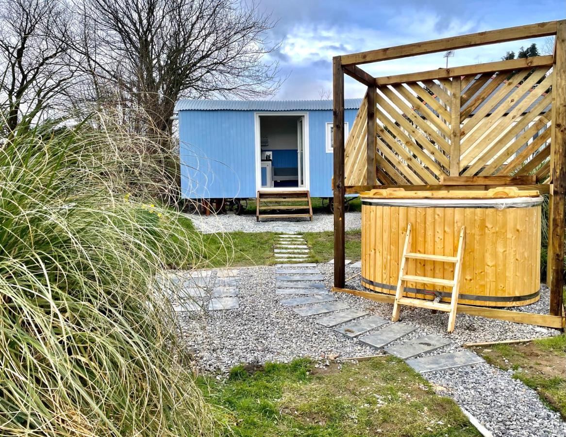 شقة Apple Tree Hut تينبي المظهر الخارجي الصورة